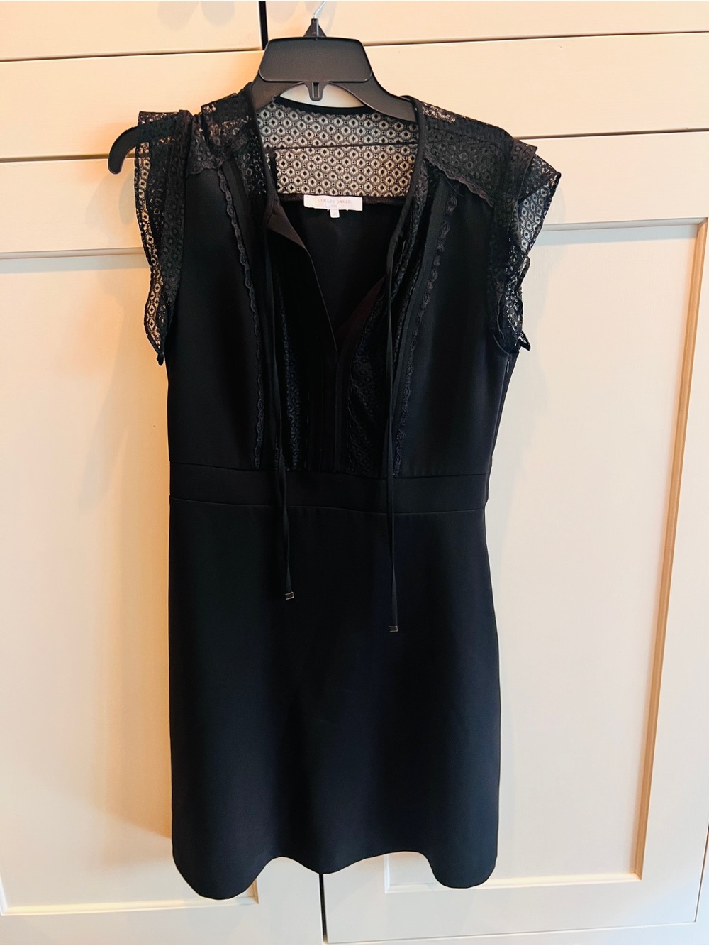 Gerard Darel Black Lace-Trim Cap Sleeve Dress-size 40